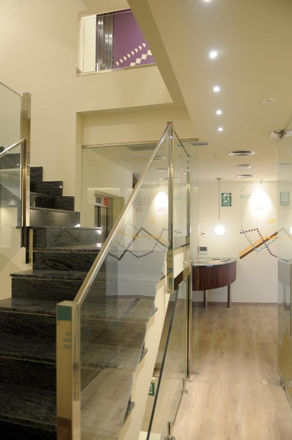 Apartamentos Turisticos Guiana Ponferrada Luaran gambar