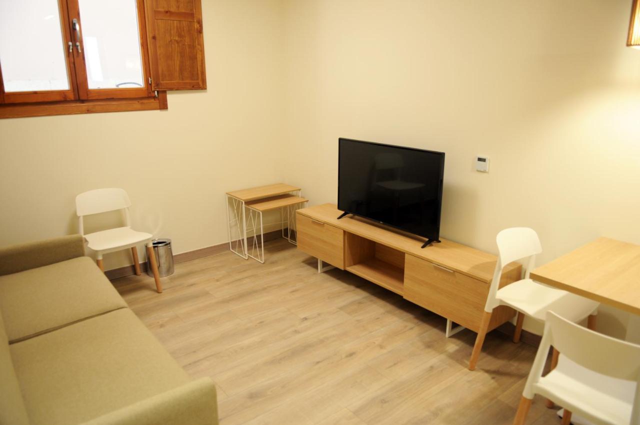Apartamentos Turisticos Guiana Ponferrada Luaran gambar