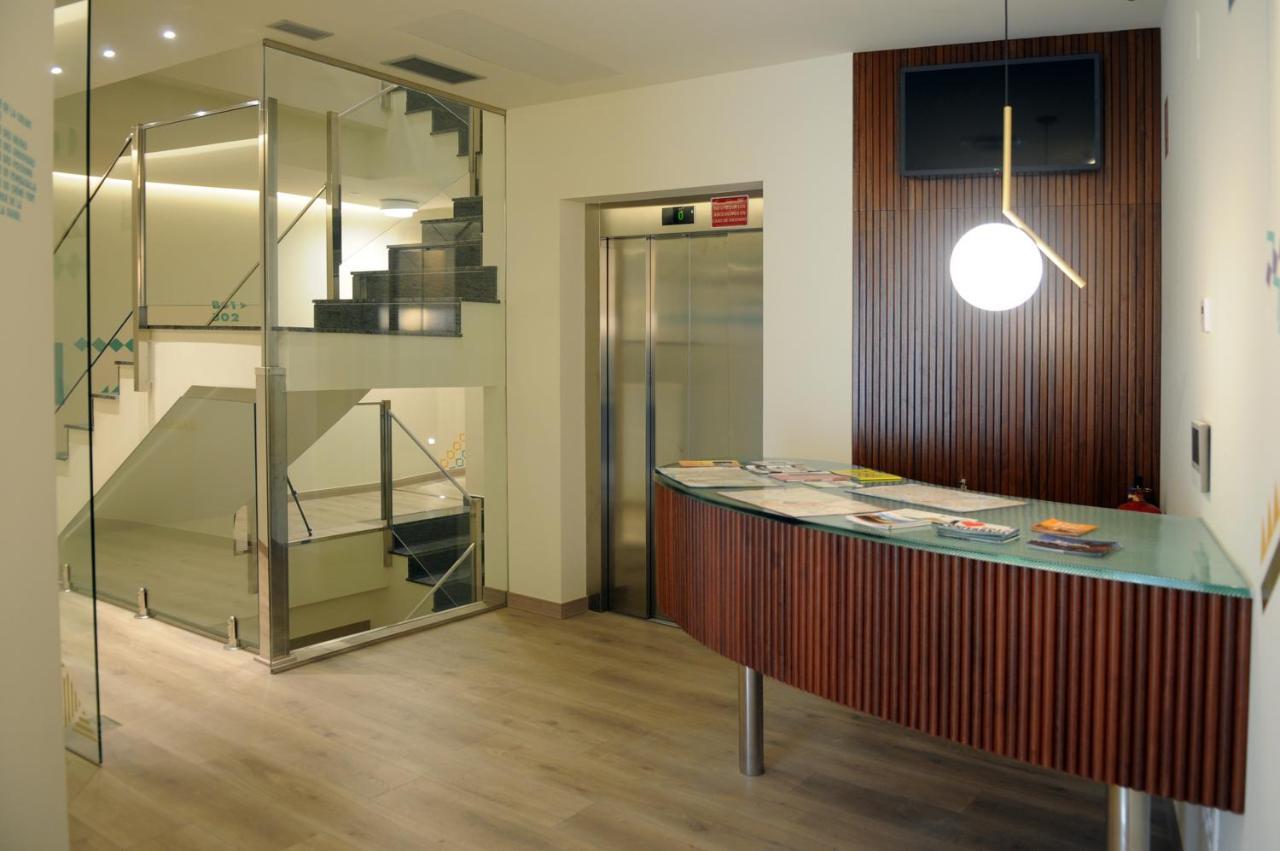 Apartamentos Turisticos Guiana Ponferrada Luaran gambar